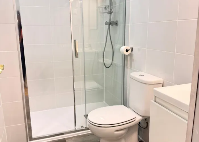 - Bairro Alto Centro Historico * Lisboa