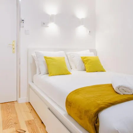 Homestay - Bairro Alto Centro Historico Lisbon