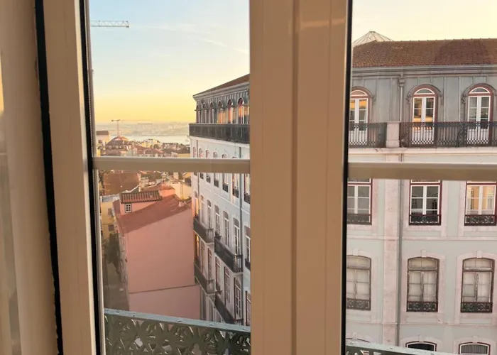 Homestay - Bairro Alto Centro Historico Lisbon