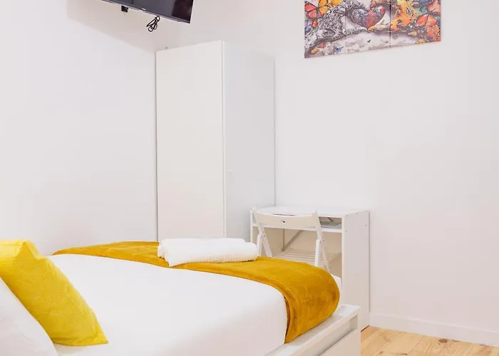 Homestay - Bairro Alto Centro Historico Lisbon