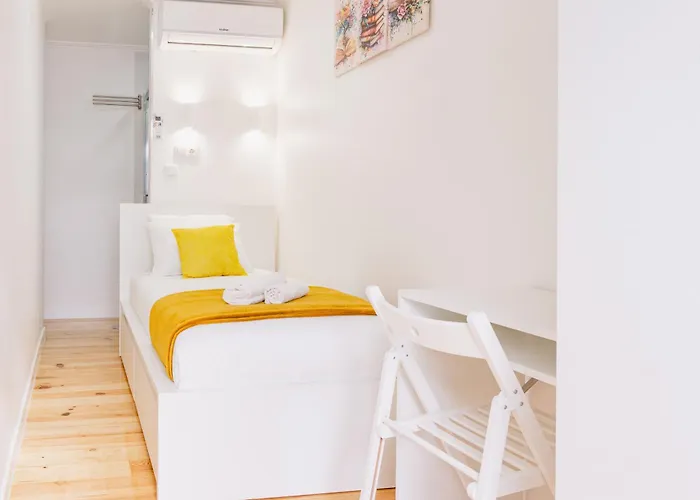 - Bairro Alto Centro Historico * Lisbon